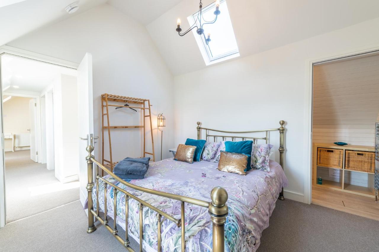 Nether Newton - Sleeps 12, Hottub, Sauna, Private Garden Newmilns المظهر الخارجي الصورة